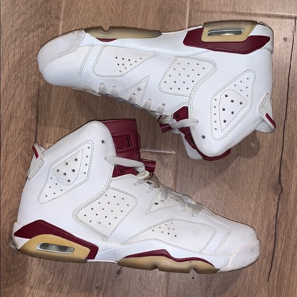 Jordan 6 Retro Maroon 6.5Y - Picture 5 of 6